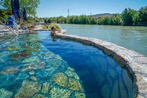 riverbend hot springs